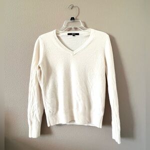 Quince Women's Cream V-Neck Sweater
